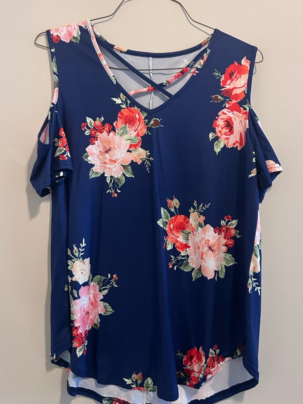 Navy Floral Cold-Shoulder V-Neck Top - Picture 2 of 4